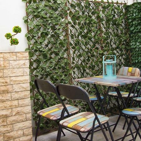 Cozy Apartment Near Monastiraki アテネ エクステリア 写真